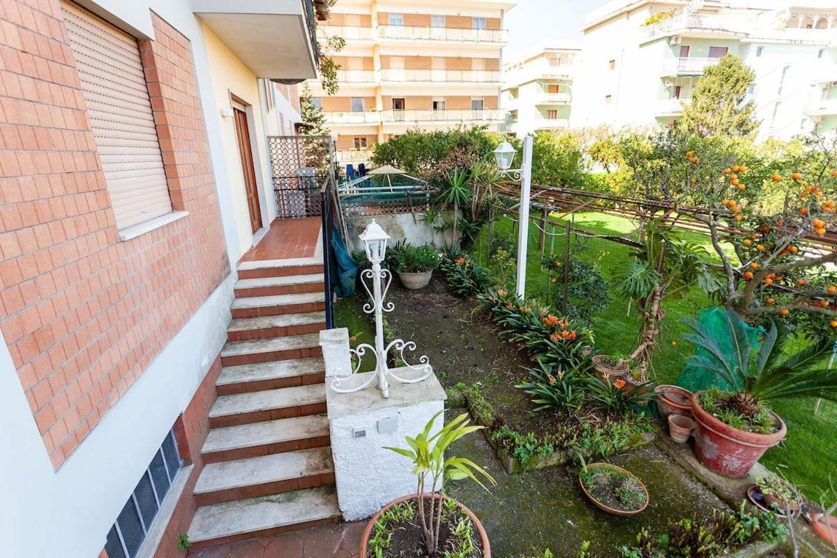 Casa Giangi Apartment ซอร์เรนโต ภายนอก รูปภาพ